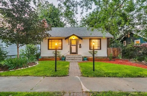 Veterans Park House | Boise-Westend-hot tub-Central location 4 bedrooms
