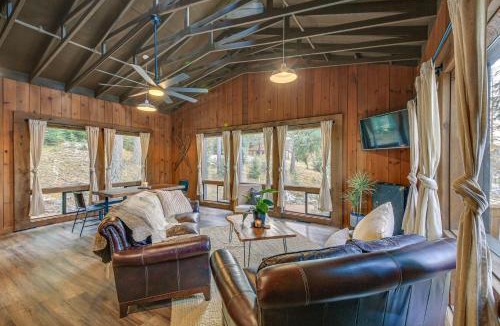 Bonners Ferry House | Bonners Ferry Cabin w/Wraparound Deck & Views!