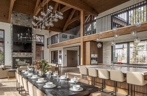 Spanish Peaks House | Book Now for Summer! Newly Built Ski-in, Ski-out Mountain Home with Hot Tub!