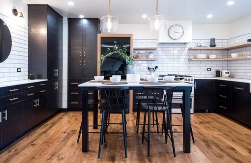 Elkhorn Village House | Boulderview. Swiss Design + Swiss Clean