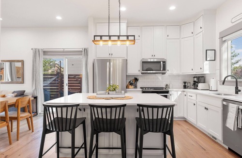 Four Corners House | Bozeman/4Corners HomeBase River Access & Fire Pit Close to Skiing and Hiking