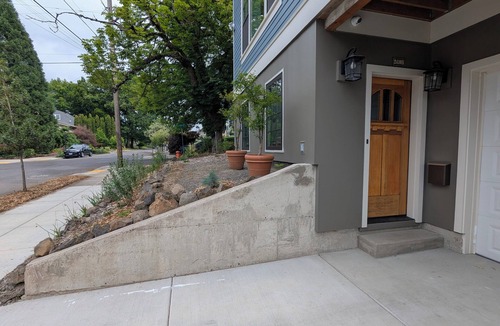 Hosford-Abernethy Apartment | Brand New 1 BR in Prime Portland Location