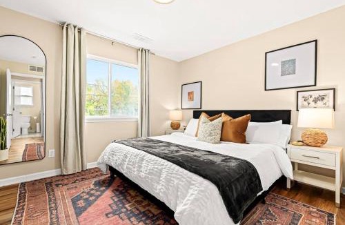 Roseville Apartment | Brand New! 1BR Lower Flat near Downtown Roseville