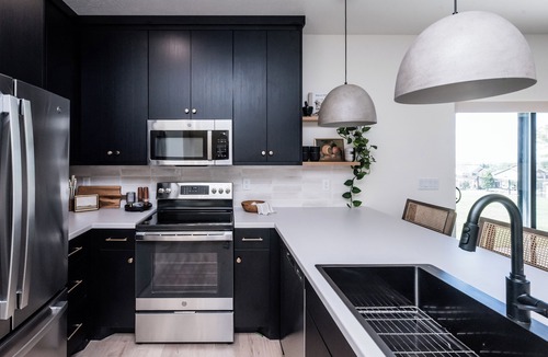 Smithfield House | Brand new 3 bed 2 bath with sunset views