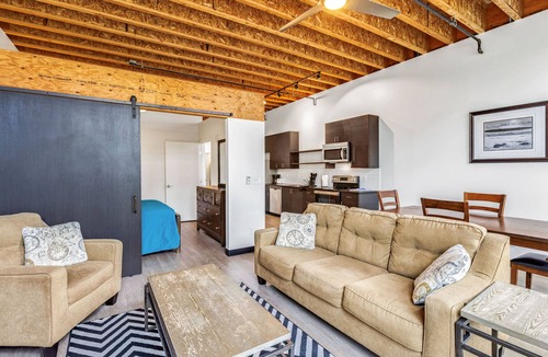 Bremerton Condo | Brand New Condo Steps from Bremerton Ferry