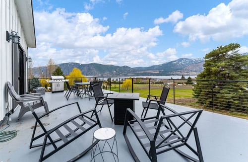 Manson House | Brand-new home with amazing lake views, private hot tub, & game room