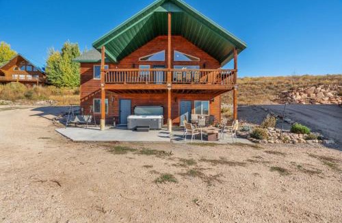 Fish Haven House | Brando Lodge - Gorgeous Cabin, Hot Tub, Fire Pit, Canyon Access, Lake Views