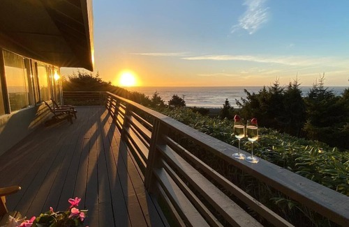 Beverly Beach House | Breathtaking ocean views & adventure at your doorstep