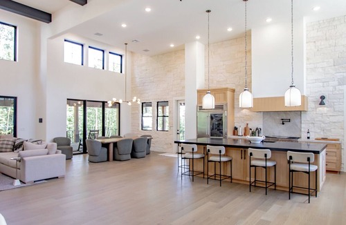 Brian Head Cabin | Brian Head Ski In & Out Mountain Estate with TONS of Amenities