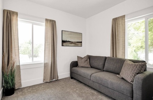 Logan House | Brick House in Logan