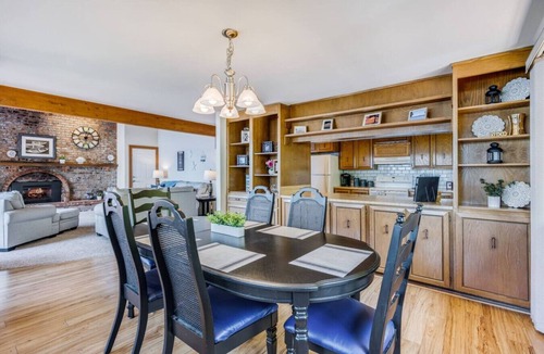 Poulsbo Villa | Bridgeview Lookout w/Vast Water Views & Hot Tub!