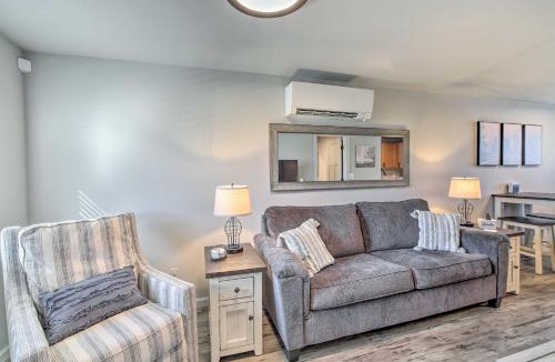 Buckley Apartment | Bright Buckley Apartment in the Heart of Town