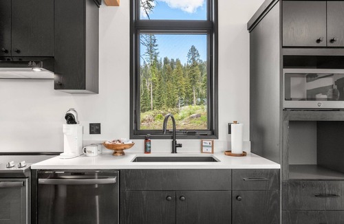 New Meadows Cabin | Brundage Tiny Home · Ski-In/Out · Trails at Your Door