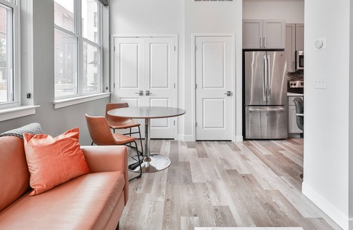 Soulard Apartment | Bud Brewery + Eats | Pool & Gym | Zencity