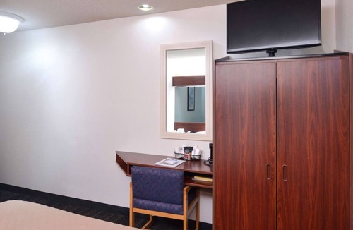 Maryville Hotel | Budget-Friendly Accommodation with Complimentary Breakfast – Perfect Escape