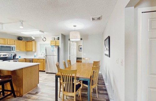Big Horn Condo | Budget-Friendly Condo, Steps from the New Bear Back Poma