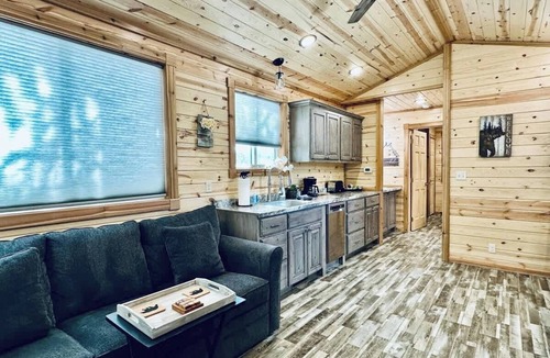 Island Park House | Buffalo Bungalow Tiny Cabin ~ Close to Yellowstone