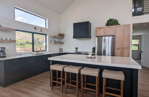 Fish Haven House | Built 2023!180-degree lake views, huge deck, 6+ acres, fiber, ping pong!