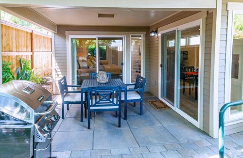 Historic Railroad District House | 'C' Street Station - Short walk to OSF
