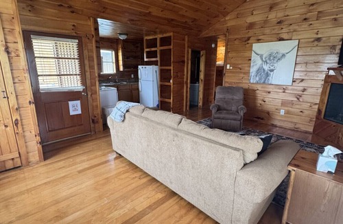 Chewalla Cabin | Cabin 2 at Lamb Ranch