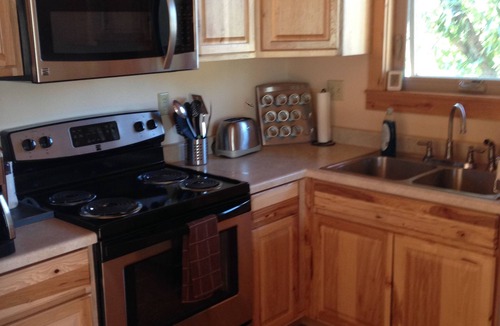 Kelly Cabin | Cabin In Teton National Park Close To Yellowstone With Views Of The Tetons.