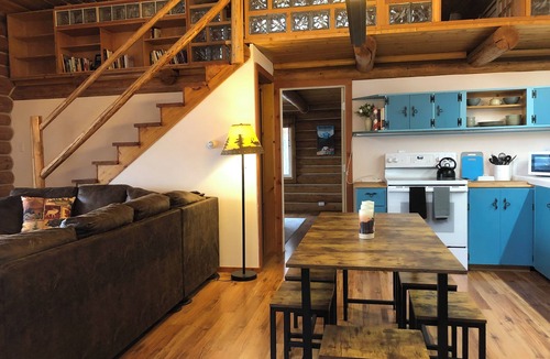 Sagle Cabin | Cabin in the woods, with lake view