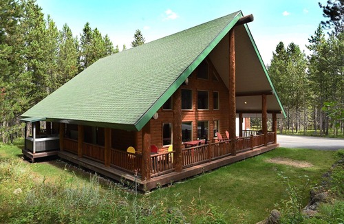 Island Park Cabin | Cabin Retreat w/Hot Tub, Near Yellowstone