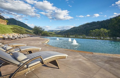 Hoback Junction House | Cabin with Club Access - Snake River Sporting Club