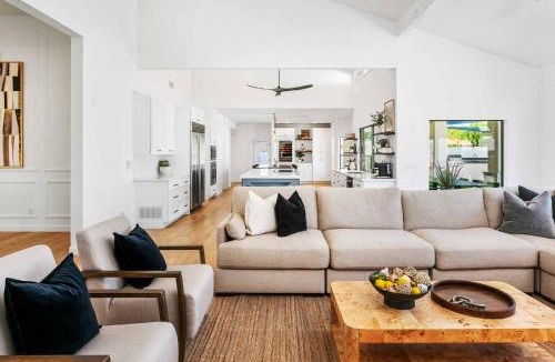 Scottsdale Foothills House | Cactus Crown