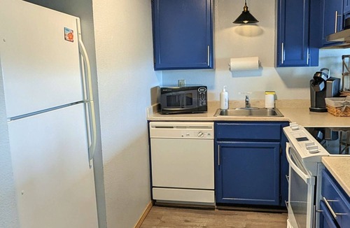 Ocean Shores Condo | Calypso - 1 Bedroom Condo, pet friendly