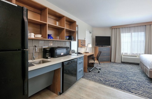 Idaho Falls Hotel | Candlewood Suites Idaho Falls by IHG