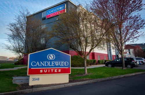 Medford Hotel | Candlewood Suites Medford by IHG