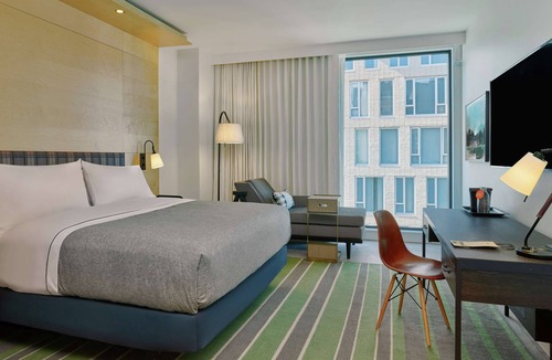 Pearl District Hotel | Canopy by Hilton Portland Pearl District