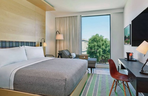 Pearl District Hotel | Canopy by Hilton Portland Pearl District
