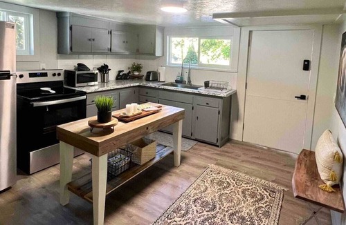 Canyonville Cottage | Canyon Creek Country Cottage