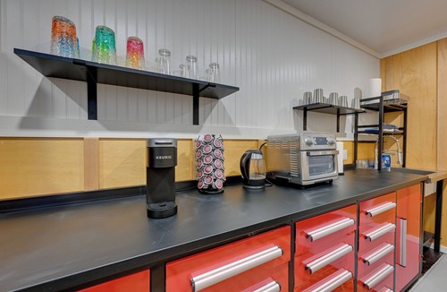 Pierce County Apartment | Carbonado Studio w/Deck & Blackstone Griddle!
