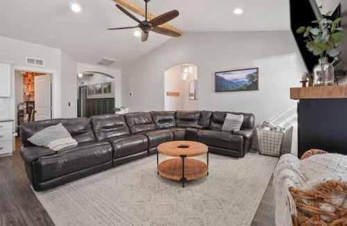 Caldwell House | Casa Grande Retreat 5 bedrooms