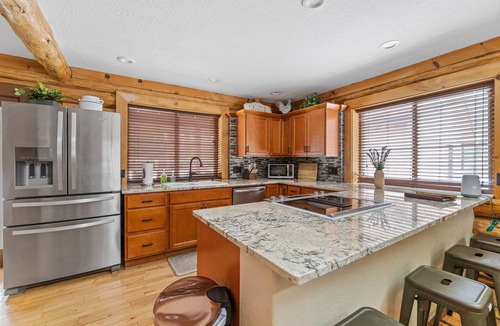 Three Rivers House | Cascade Getaway, Hot Tub, Fenced Acre, Pet Friendly