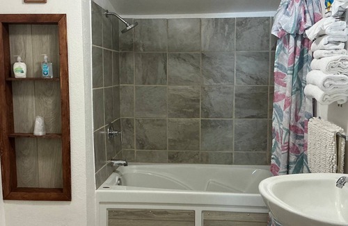 Oakridge Hotel | Cascade Motel