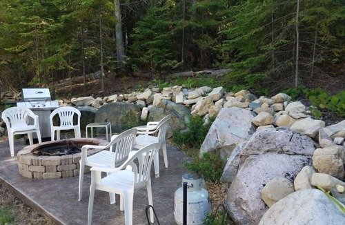 De Tour Village House | Cast- A-Ways