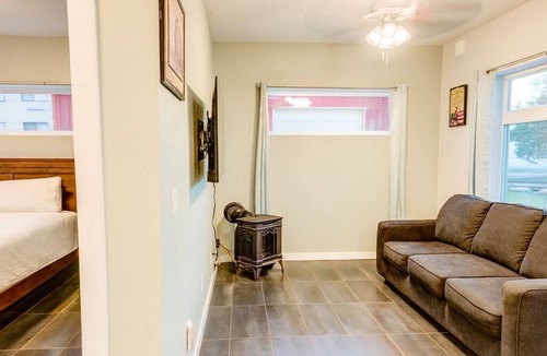 West Yellowstone Condo | Castle Y Retreat – Blocks from Yellowstone