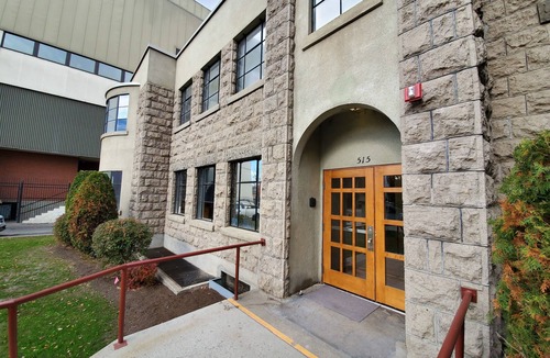 Brownstown Apartment | Center Apt 205 Historical church 1908