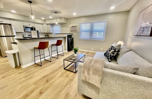 Joslyn Castle Apartment | Central Apartment by UNMC, Walk Everywhere
