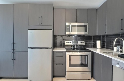 Five Points South Apartment | Central Bham Hideaway with Gym Access