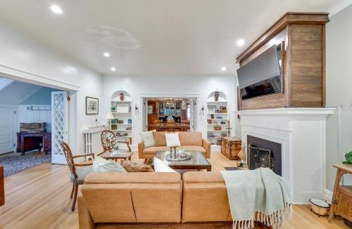 Boise House | Central Boise Mansion Close to Dtwn, River & BSU!