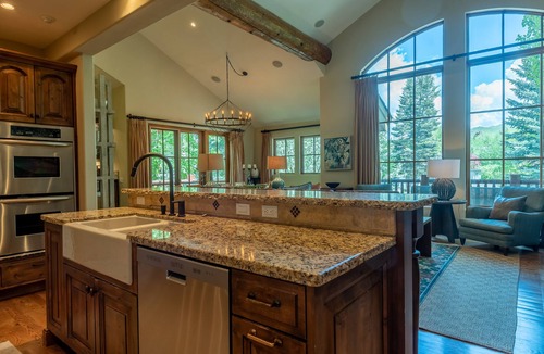 Ketchum House | Central Park Townhome 142B- Luxury Tri-Level Close to Bike Path & MTN. Hiking