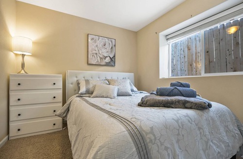 Spokane House | Centrally Located- 4BR Home- Amenities Galore