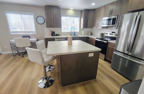 Bismarck House | Centrally Located 2 King Bed 2 Bath