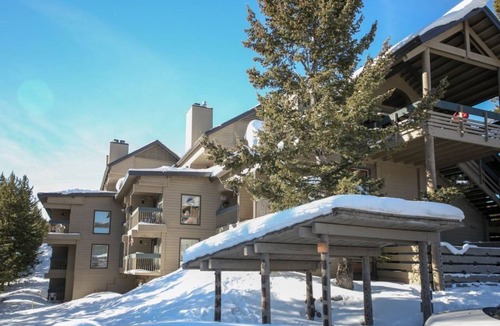 Big Sky Condo | Centrally located condo with great views - Stillwater Studio Escape