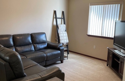 Lincoln Heights House | Centrally Located Home w/Game Room - Pet Friendly w/HUGE Yard